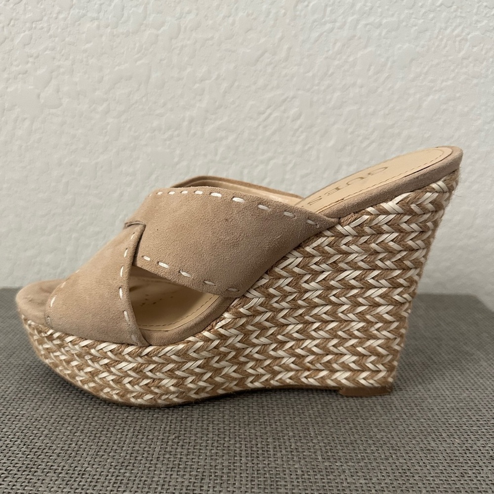 Guess Beige and White Wedge Sandals